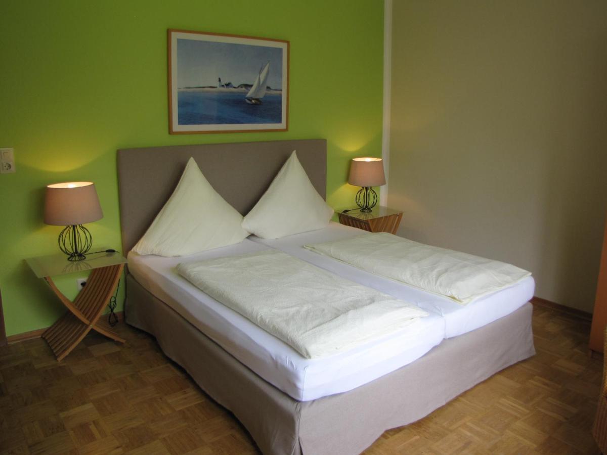 Strandhotel-Najade Borkum Bagian luar foto