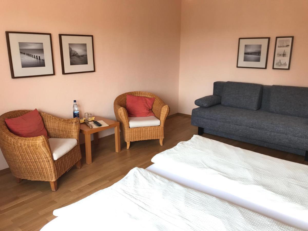 Strandhotel-Najade Borkum Bagian luar foto